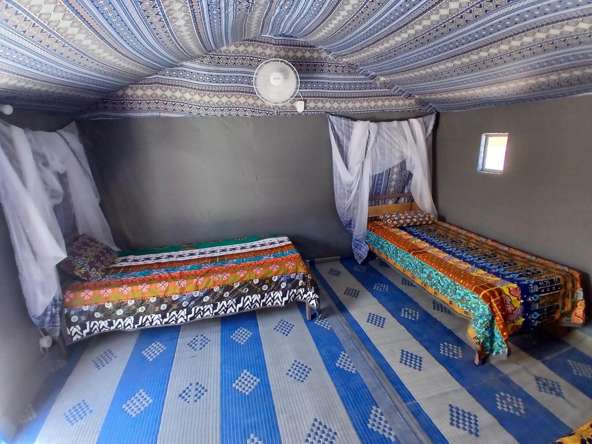 "Par 4 Chemins" - Atypical Stopover Nouakchott Exteriör bild