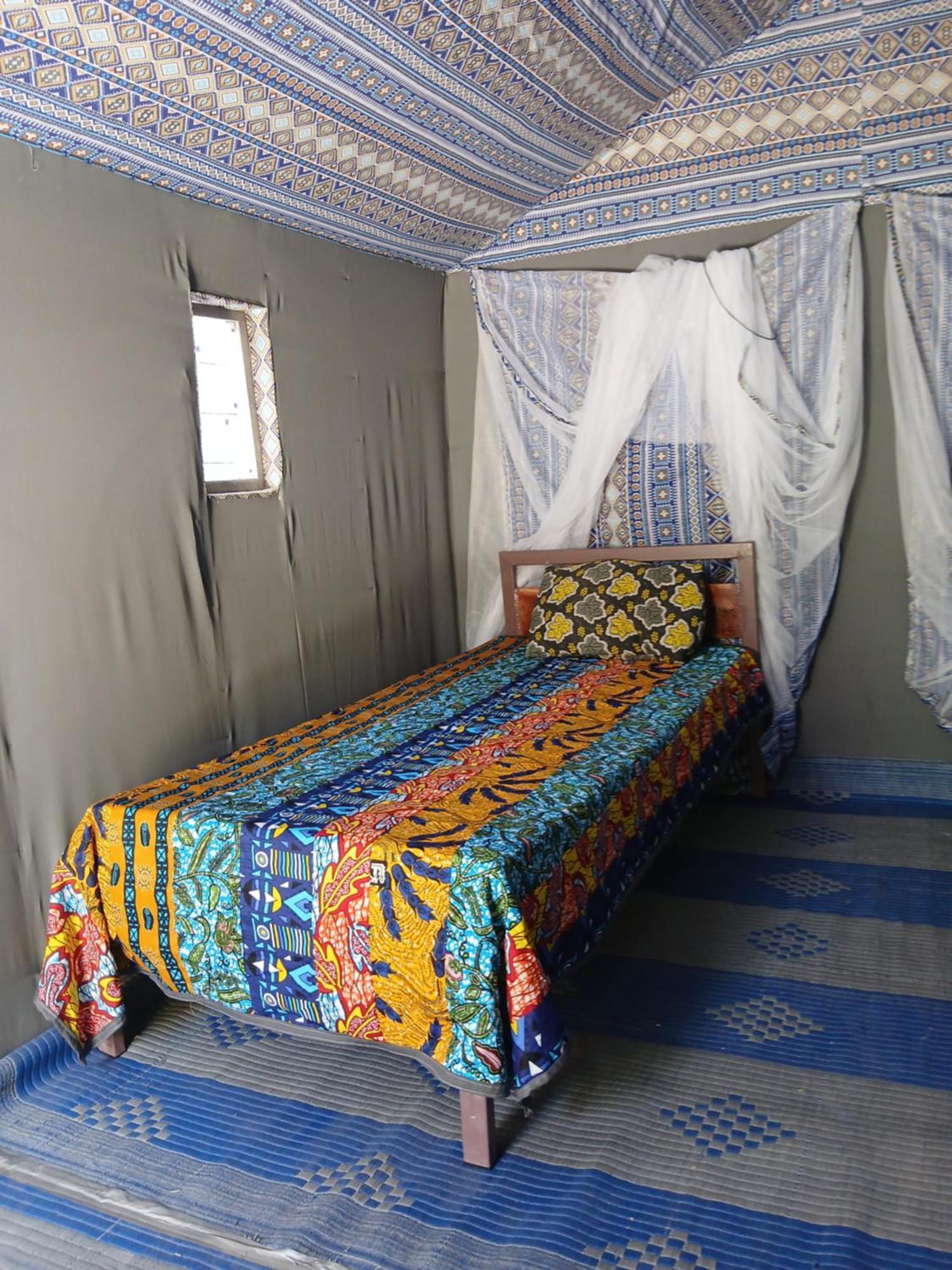 "Par 4 Chemins" - Atypical Stopover Nouakchott Exteriör bild