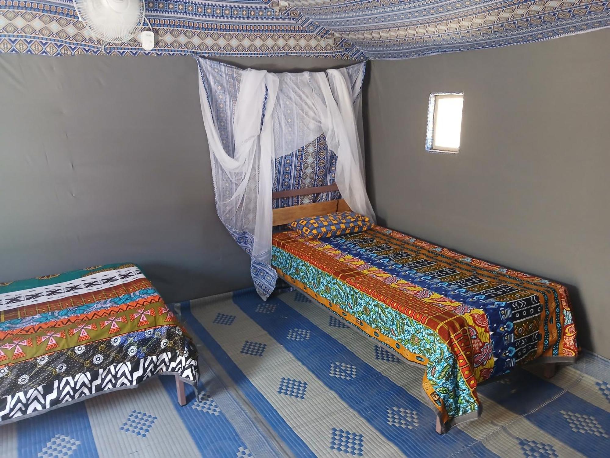 "Par 4 Chemins" - Atypical Stopover Nouakchott Exteriör bild