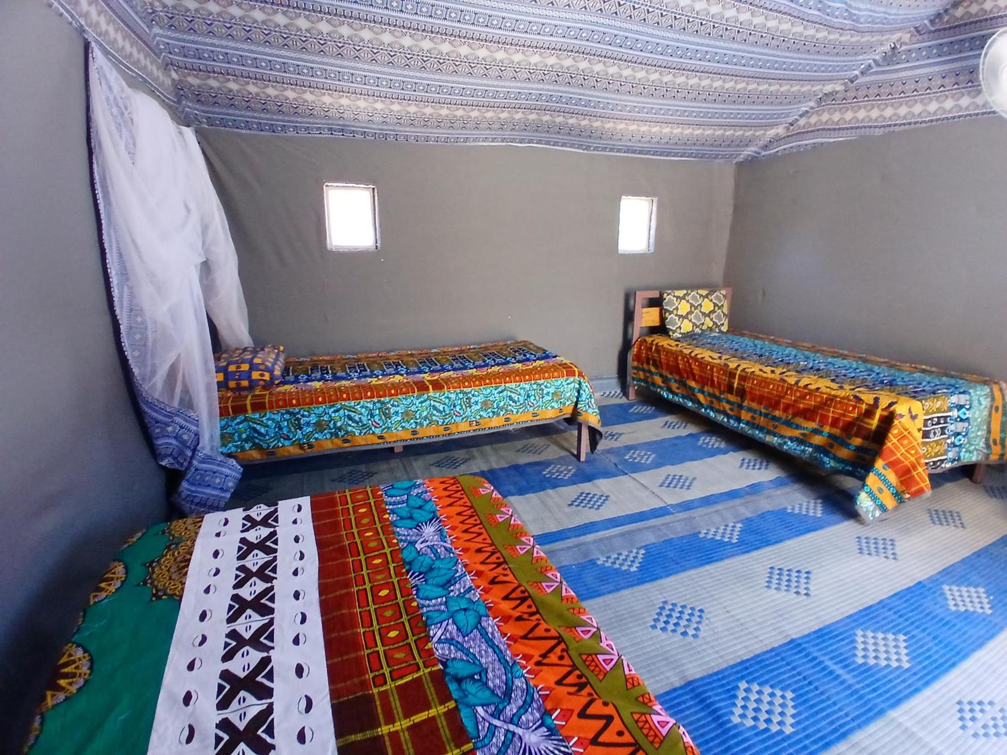 "Par 4 Chemins" - Atypical Stopover Nouakchott Exteriör bild