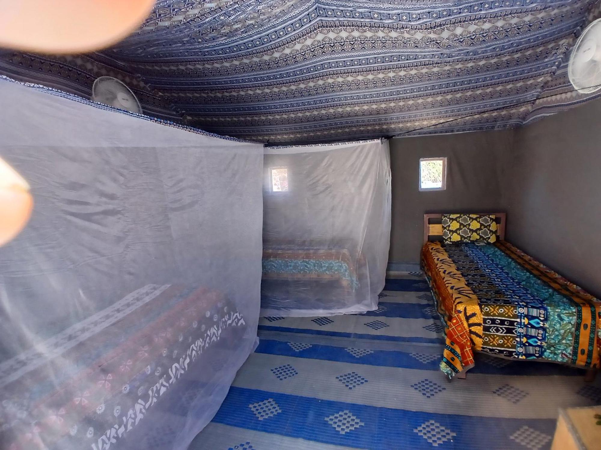 "Par 4 Chemins" - Atypical Stopover Nouakchott Exteriör bild